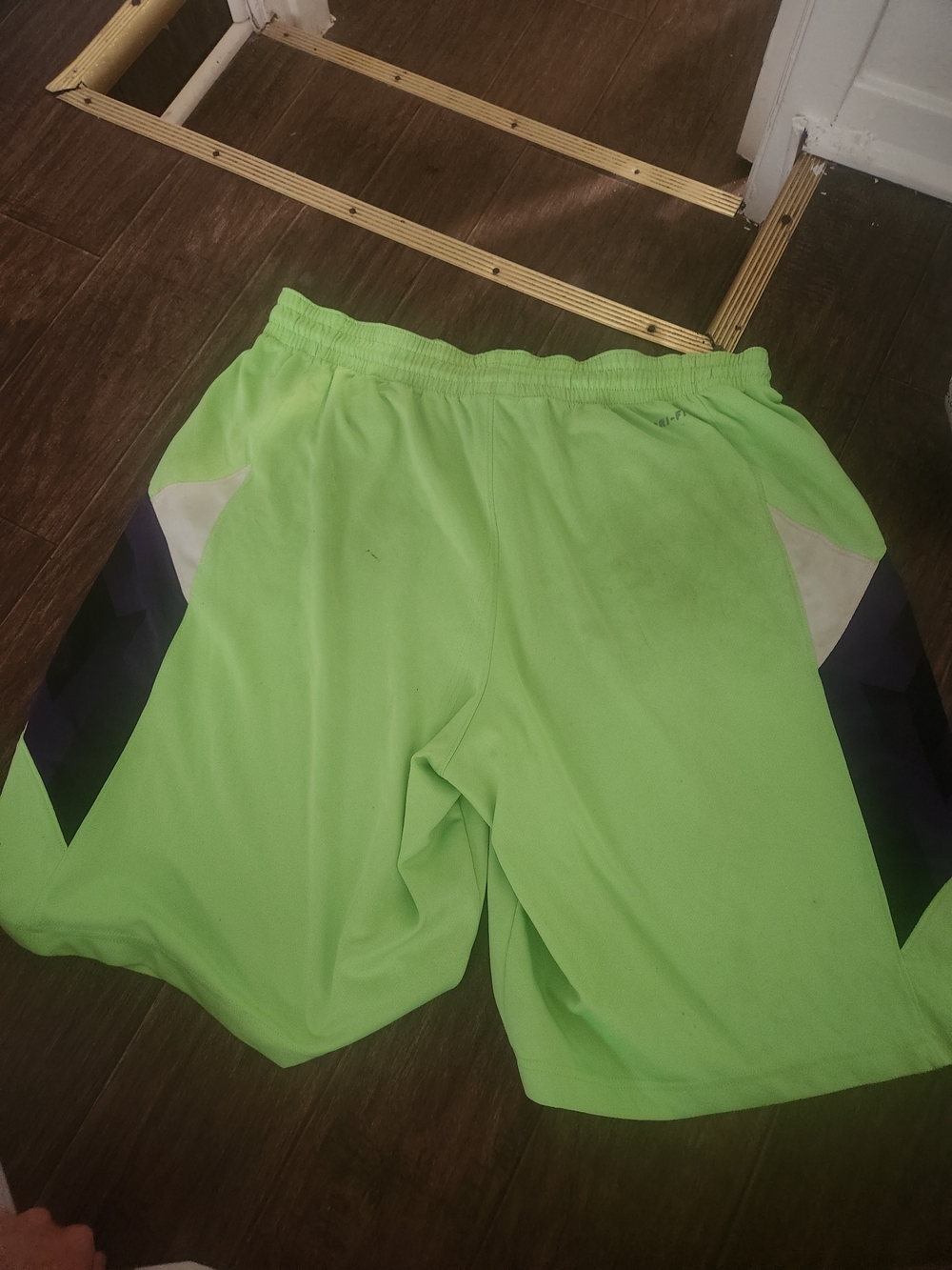 Lebron Nike Shorts - Picture 2 of 2